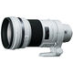 Sony 300mm f/2.8 G SSM II Sony 300mm f/2.8 G SSM II je telefoto objektiv sa Nano AR premazom, ED staklom i za&amp;scaron;titom od pra&amp;scaron;ine i vlage za snimanje akcije i divljih životinja. SAL-300F28G2 je tanak i lagan objektiv od 300 mm...